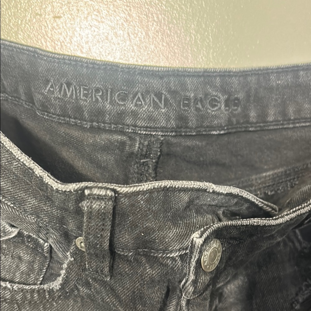 American Eagle Outfitters Black Distressed Jean Shorts - Picture 2 of 4